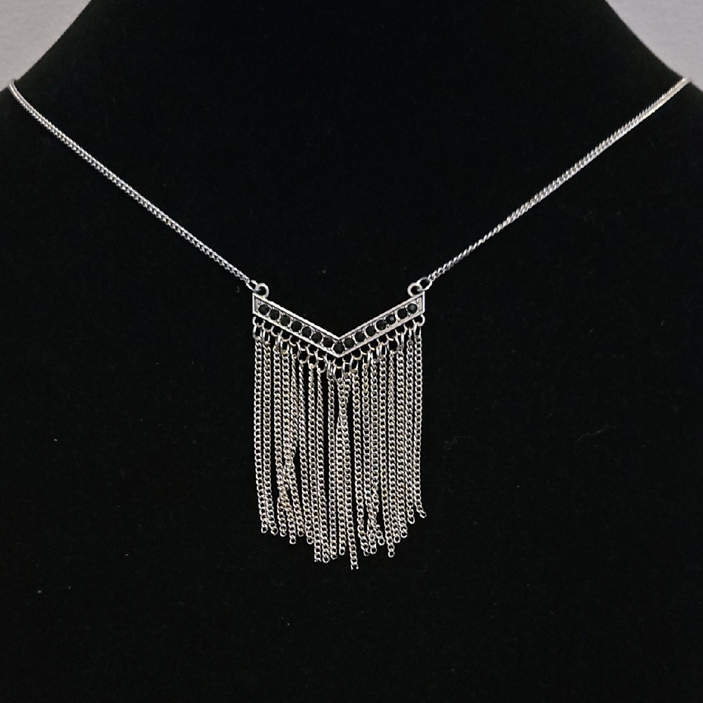 Elegant Silver Fringe Necklace